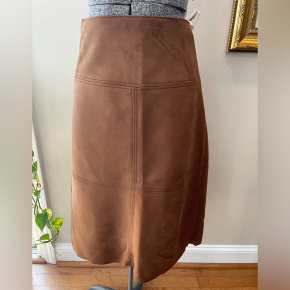 Chaps ladies size 12 faux suede A-line zip up skirt-EUC-Fall Brown Gorgeous‎ - Picture 4 of 13
